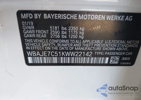 2019 BMW 540I xDrive z USA, uszkodzony, nr VIN WBAJE7C51KWW22142